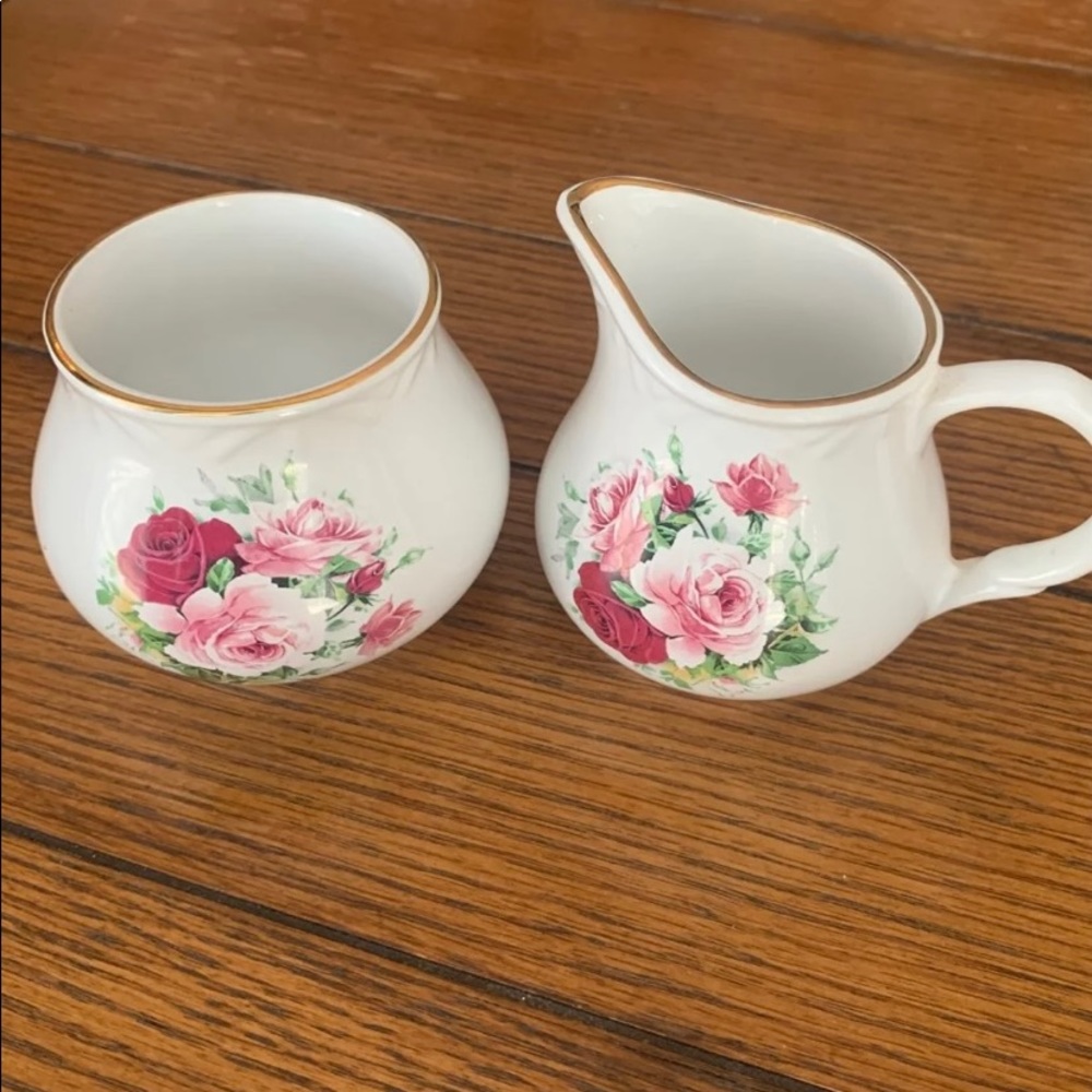 Arthur Wood & Sons Sugar & Creamer